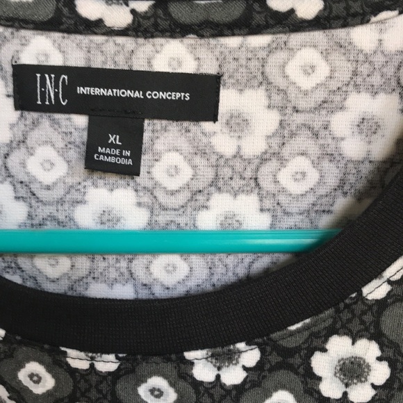 INC - Picture 2 of 5